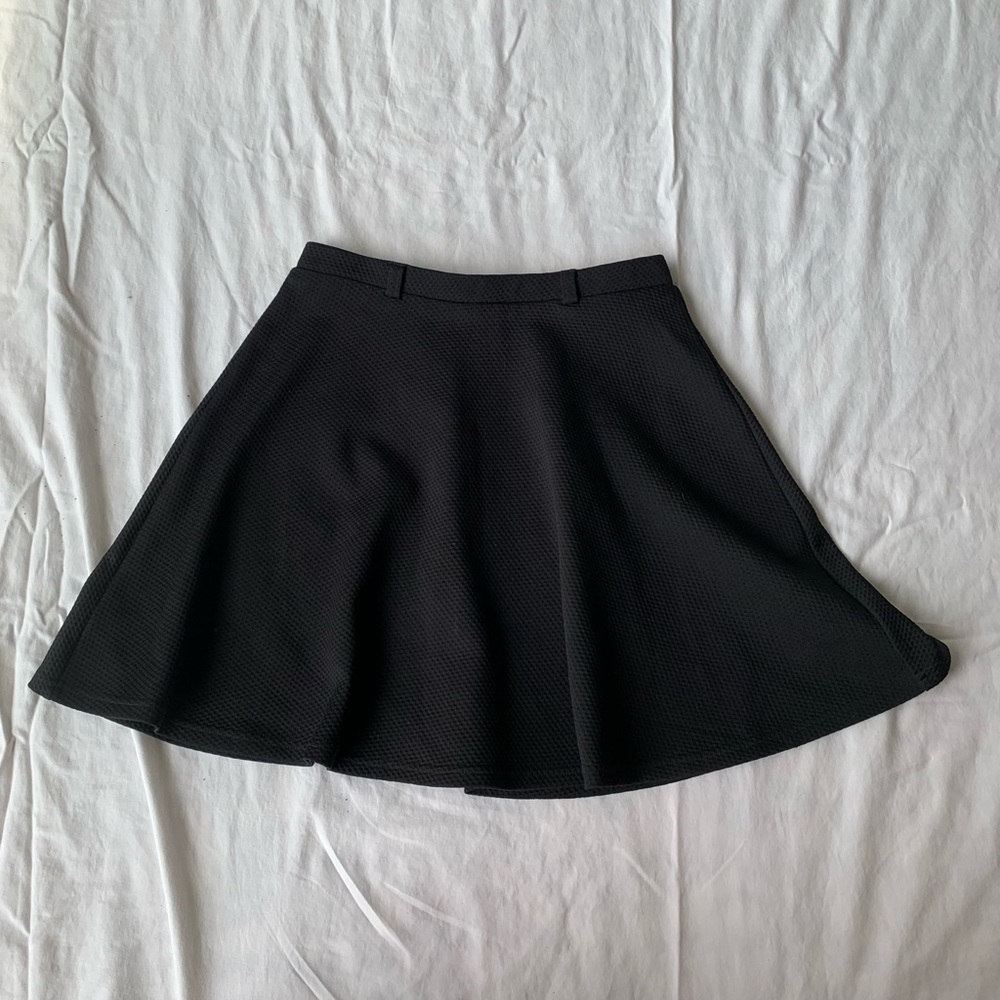Love Culture Basic Black Mini Circle Skirt Waist 24”